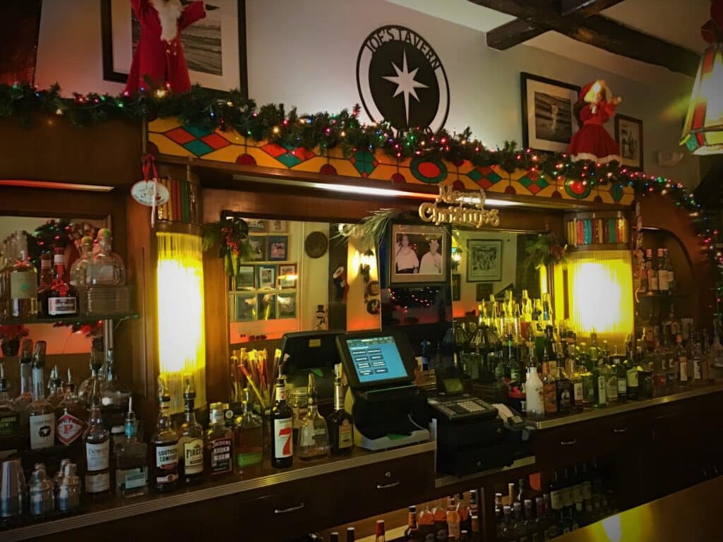 Joe’s Tavern - Christmas Bar